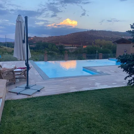 La Casa Di Mario トルジャーノ